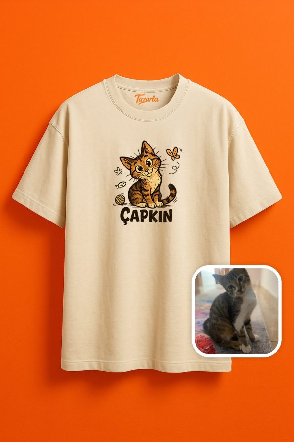 Çapkın Kedi: Şık ve Rahat Yakalayın Unisex Oversize T-Shirt - Görsel 2