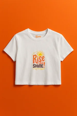 Minimalist Motivasyon T-Shirt ile Tarzını Yansıt  - Crop Top T-Shirt